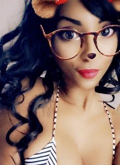 Sha - puta in Al Ain Photo 1 of 2