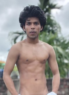 Shaam - Male escort in New Delhi Photo 1 of 1