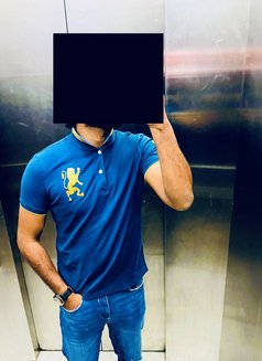 Shaan - Male adult performer in Abu Dhabi Photo 3 of 6