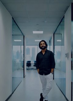 Shaan - Male adult performer in Abu Dhabi Photo 4 of 4