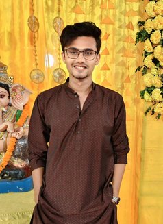Shaan - Acompañantes masculino in Kolkata Photo 6 of 7