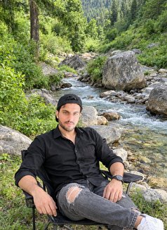 Shaan - Acompañante masculino in Islamabad Photo 4 of 4