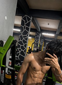 Shaaz. Real meet - Acompañantes masculino in Mumbai Photo 3 of 6