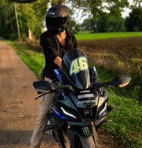 Shaaz. Meet and Cam - Acompañantes masculino in Bhubaneshwar