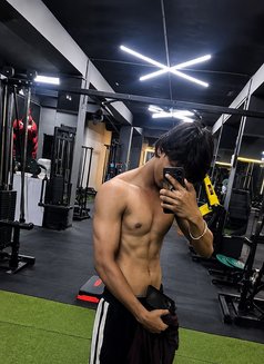 Shaaz. Real meet - Acompañantes masculino in Mumbai Photo 5 of 6