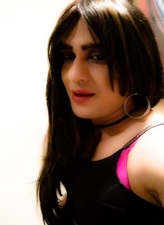 Shabana - Transsexual escort in New Delhi Photo 1 of 3