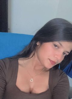 Shabiya sheikh - escort in Chandigarh Photo 3 of 8