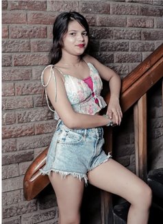 Shabiya sheikh - escort in Chandigarh Photo 6 of 8