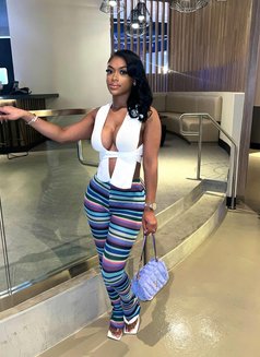 Shadia - escort in Gurgaon Photo 2 of 4