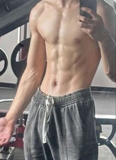 Shadow Monarch - Male escort in Gurgaon Photo 9 of 9