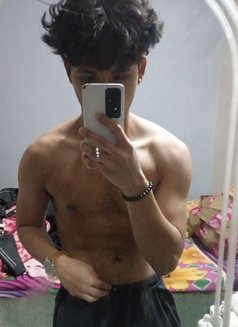 Shadow Monarch - Male escort in Gurgaon Photo 3 of 6