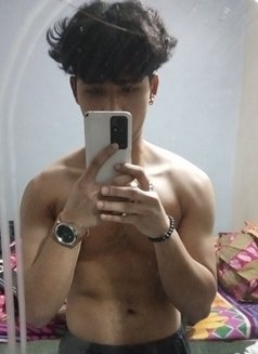 Shadow Monarch - Male escort in Gurgaon Photo 4 of 6