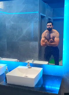 Shadu - Male escort in Bangalore Photo 9 of 9