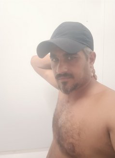 Shady massage - Male escort in Dubai Photo 3 of 4