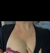 Shaena Kelly - escort in Taipei