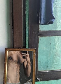 Shafi Crossy Muslim - Transsexual escort in Colombo Photo 2 of 4