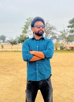 Shagandeep - Male escort in Chandigarh Photo 1 of 5