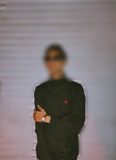 Shaggy - Male escort in Mumbai Photo 3 of 5