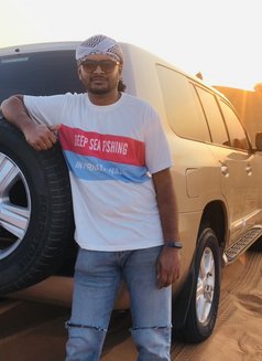 Shaggy - Acompañantes masculino in Dubai Photo 2 of 8