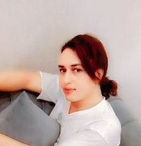 Shagn - Transsexual escort in Nizwa