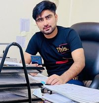 Shah - Male adult performer in Dubai