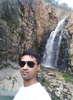 Kingshah - Male escort in Adelaide Photo 1 of 3
