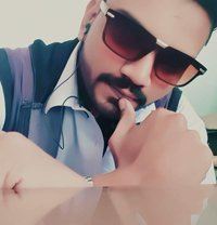Shahbaz Khan - Male escort in Karāchi