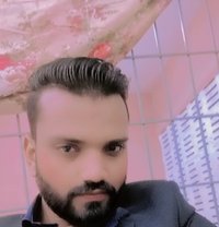 Shahbaz Khan - Male escort in Karāchi