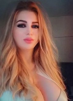 Shahd Arab Shemale - Transsexual escort in İstanbul Photo 2 of 9