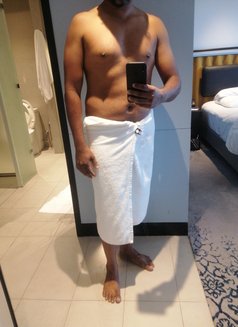 Shaheel Muslim Bull - Acompañantes masculino in Colombo Photo 2 of 2