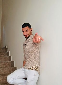 Shaheen - Acompañantes masculino in Dubai Photo 4 of 5