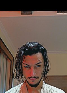Shaheen - Acompañantes masculino in Dubai Photo 6 of 9