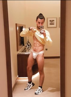 Shaheen - Male escort in Dubai Photo 11 of 11