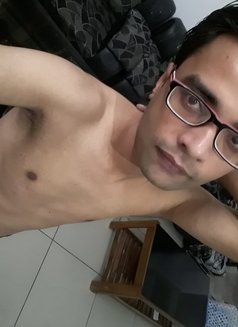 Shahid Khan - Male escort in Lucknow Photo 2 of 4