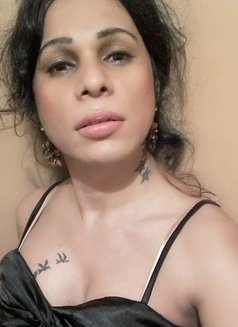 Sheril Shahina - Transsexual escort in Dubai Photo 1 of 10