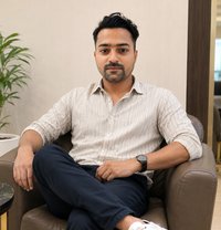 Shahrukh - Male escort in Kalyan