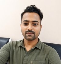 Shahrukh - Male escort in Mumbai