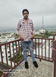 Shahrukh Siddiqui - Male escort in Bangalore Photo 1 of 1