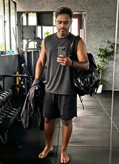 Shai Kishore - Male escort in Manila Photo 1 of 2