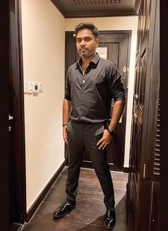 Shai Kishore - Male escort in Manila Photo 2 of 2