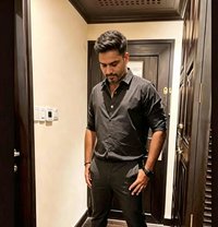 Shai Kishore - Male escort in Manila
