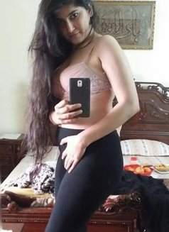 Shaila Indian Escort - puta in Al Manama Photo 1 of 1