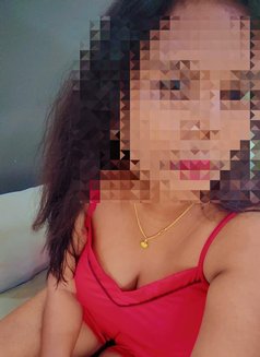 Shaily Here from Ernakulam - escort in Bangalore Photo 4 of 5