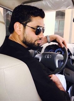 Shain Khan - Male escort in Al Manama Photo 1 of 1