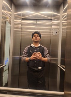 Shain Massage - Acompañantes masculino in Al Manama Photo 4 of 8