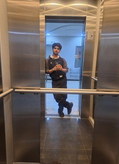 Shain Massage - Acompañantes masculino in Al Manama Photo 8 of 8