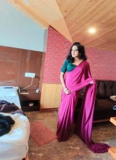 Shaina - Transsexual escort in Lucknow Photo 12 of 16