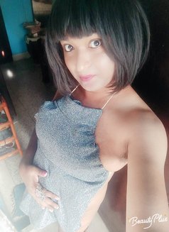 Shaini Das - Transsexual escort in Mumbai Photo 5 of 5