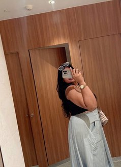 Shaini - escort in Colombo Photo 1 of 4