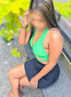 Shaini Yashara - escort in Colombo Photo 7 of 8